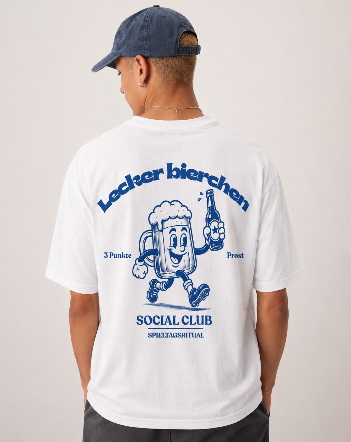 Lecker Bierchen Social Club - T-Shirt